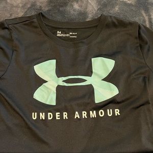 Under armor shirt